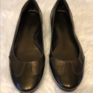 Bronze Cole Haan Ballet Flats w/Nike Air Tech sz10